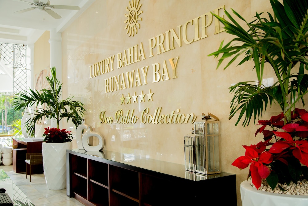 Bahia Principe Escape Runaway Bay 12/70