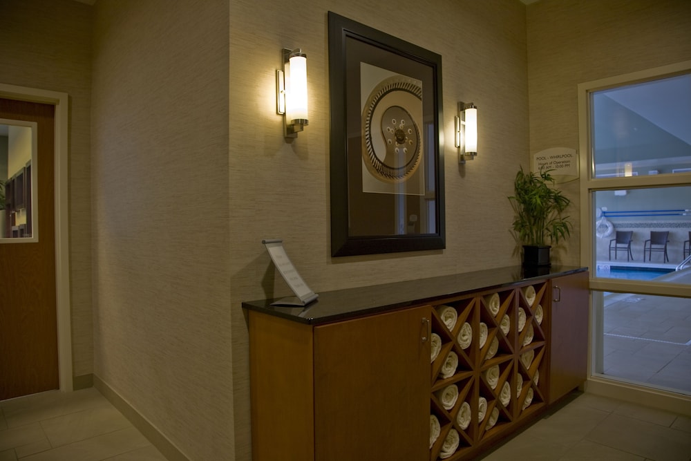 Fairfield Inn Suites By Marriott Montgomery Eastchase Pkwy 10/50
