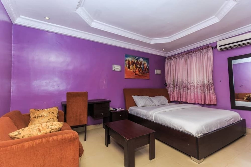 CLASSIC, KING BED, EXECUTIVE LEVEL