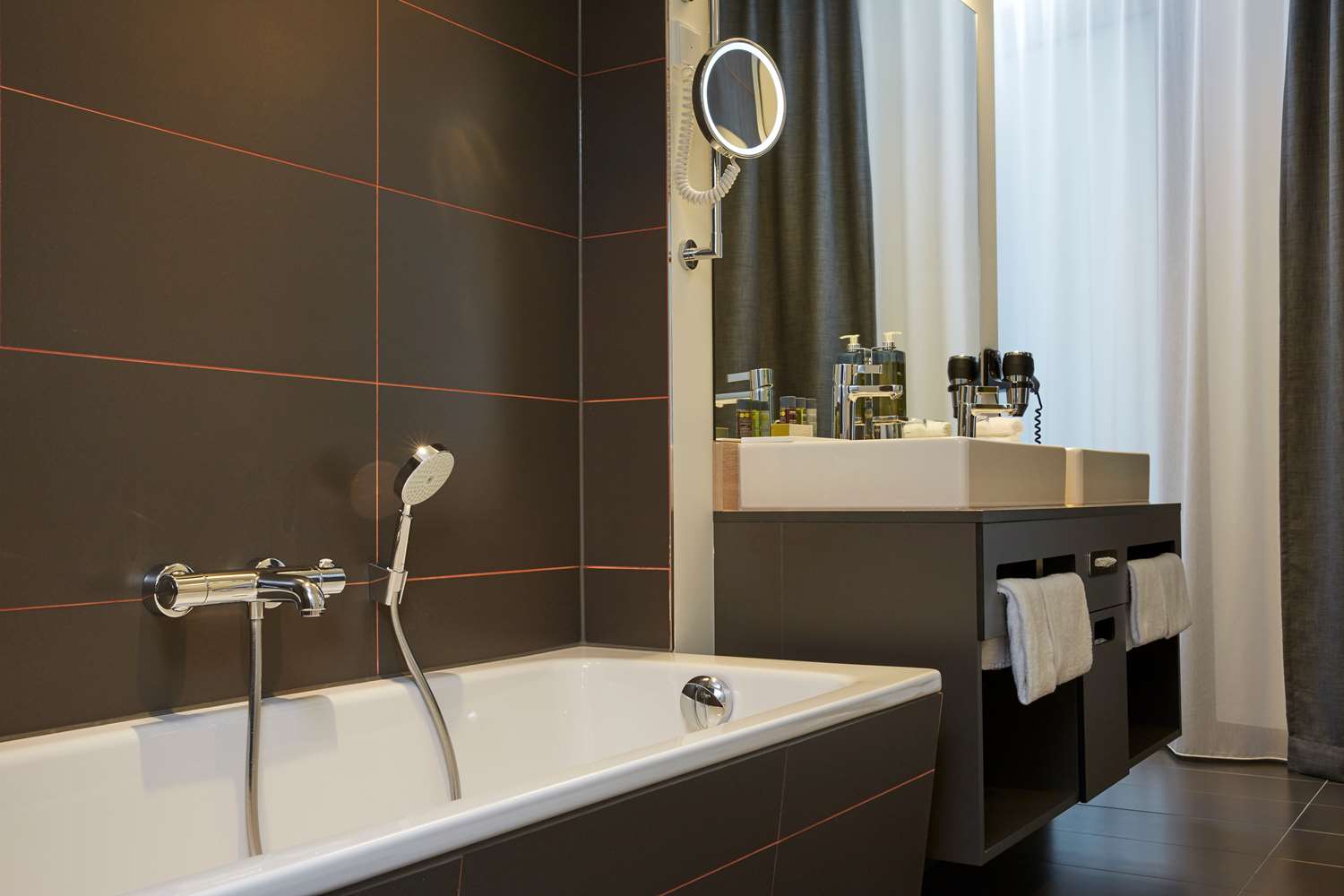Hyperion Hotel Hamburg 38/41