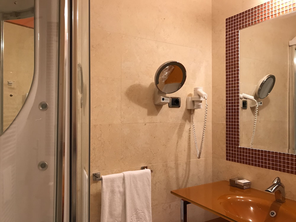 Hotel Greif 44/74