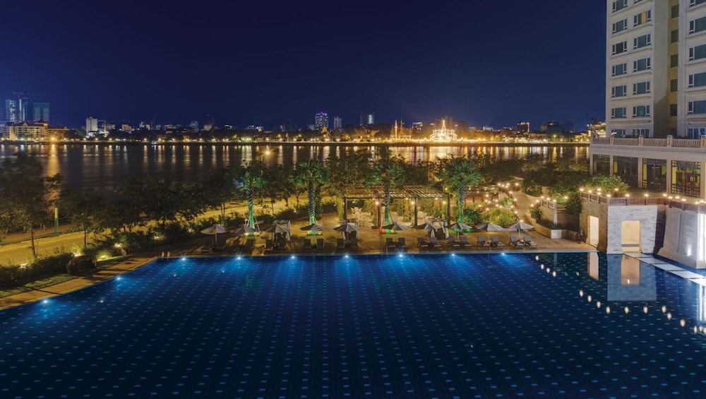 Sokha Phnom Penh Hotel 7/85