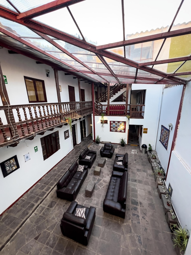 Cusco Plaza Saphi 43/75