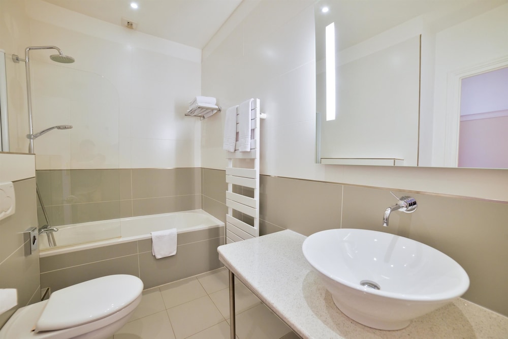 Mercure Bayonne Centre Le Grand Hotel 45/49