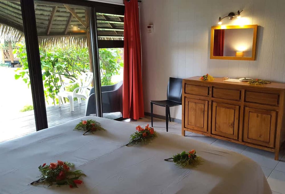 Hotel Hibiscus 16/75