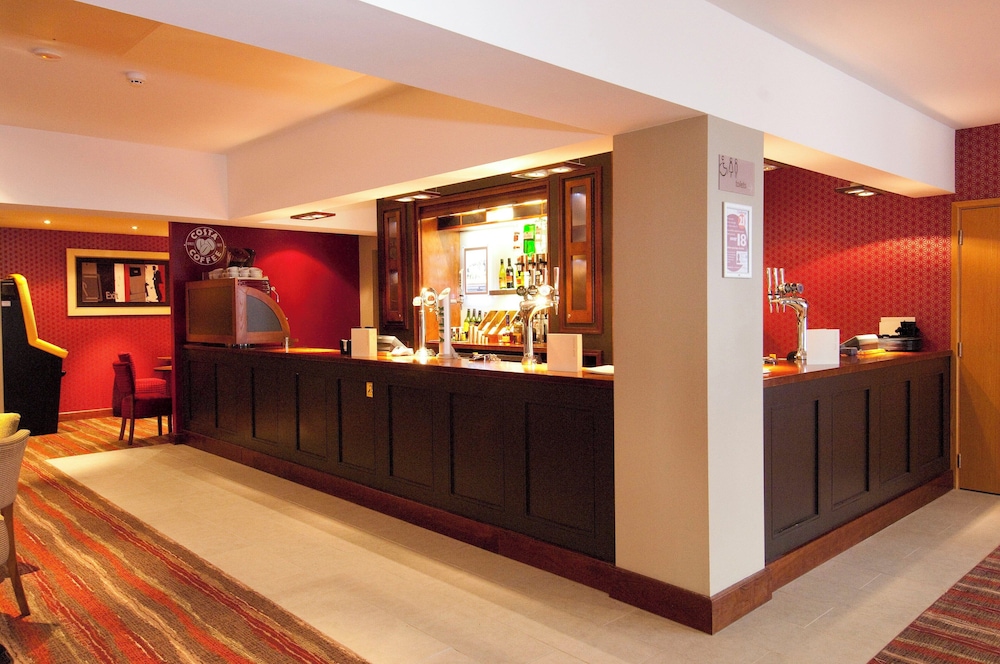 Premier Inn Cardiff City Centre Queen Street 11/60