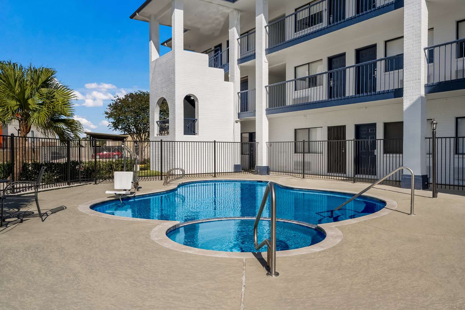 Surestay Hotel By Best Western Spring North Houston 19/22