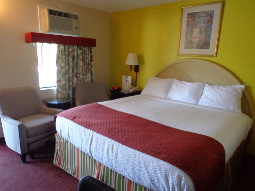 Economy Inn Express Warren 20/47