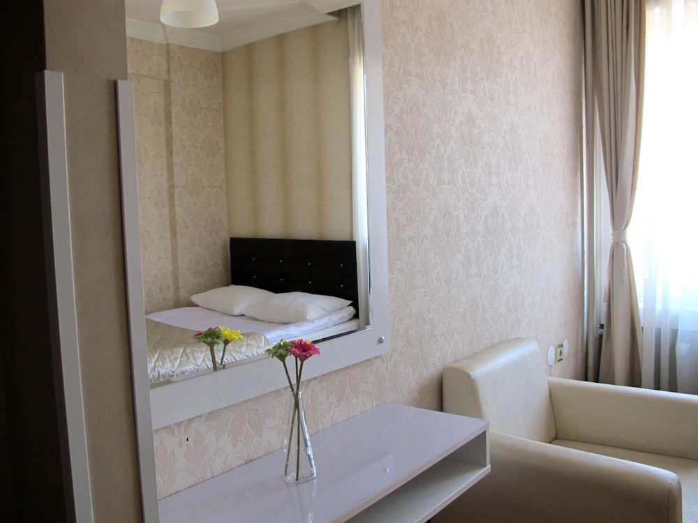Idrisoglu Hotel 11/18