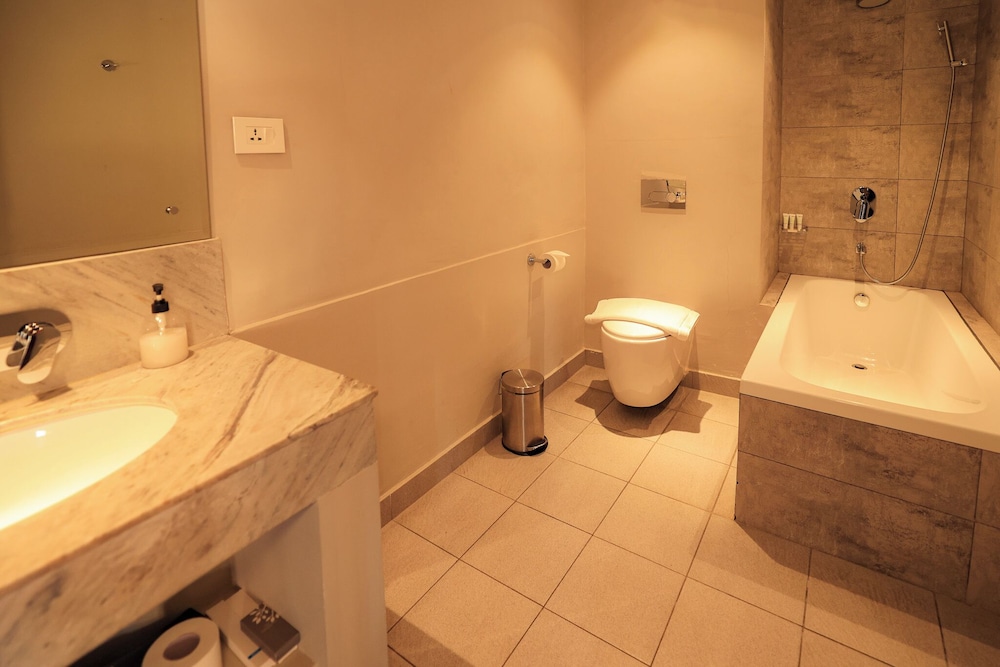 Hotel Dolmaling 50/50