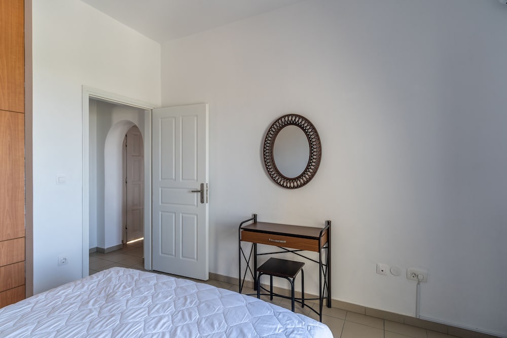 Ampelonas Executive Houses 10/47