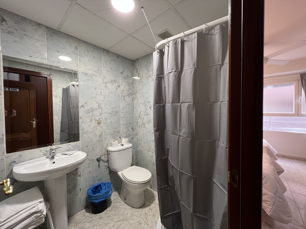 Hostal La Embajada 41/49