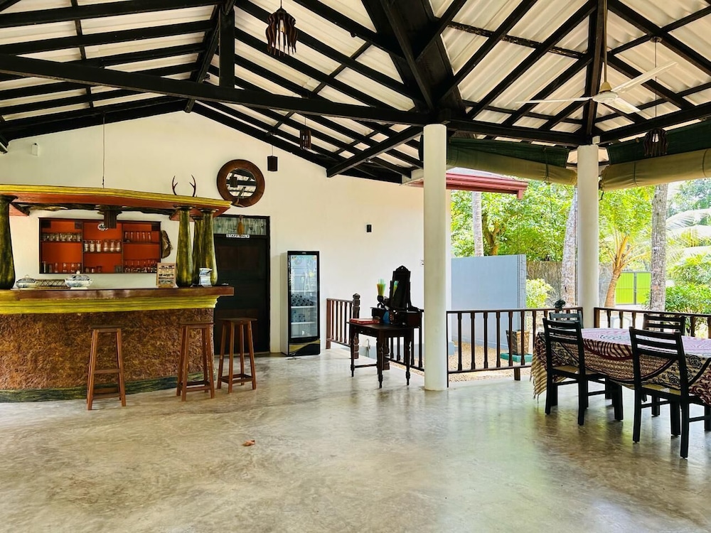 Traum Villa Bentota 25/50