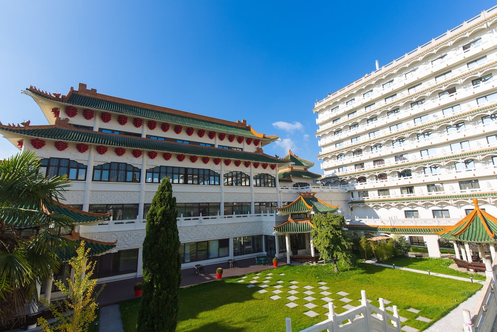 HUATIAN CHINAGORA HOTEL 4/63