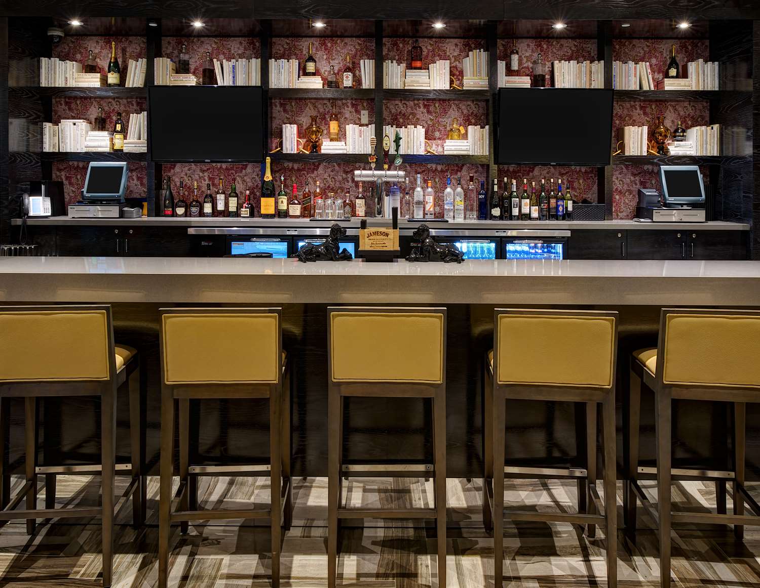 restaurant cafeteria