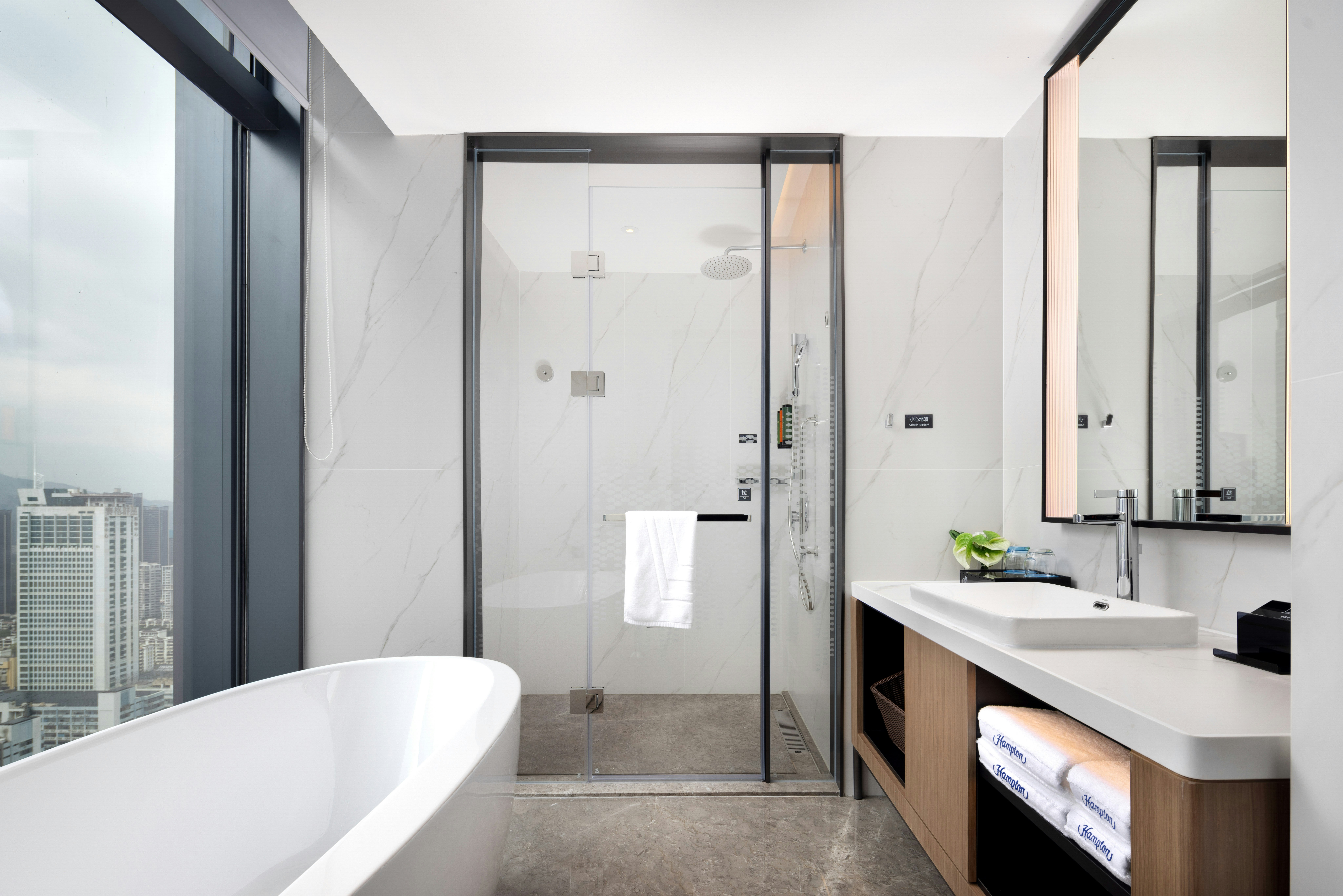 Hampton by Hilton Shenzhen Futian Huaqiangbei 31/32