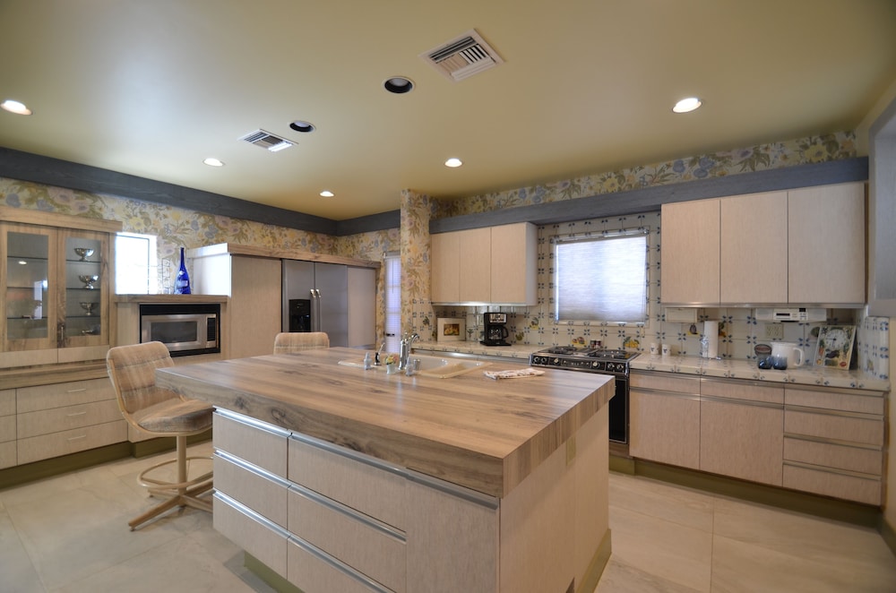 Miracle Springs Resort Spa 14/71