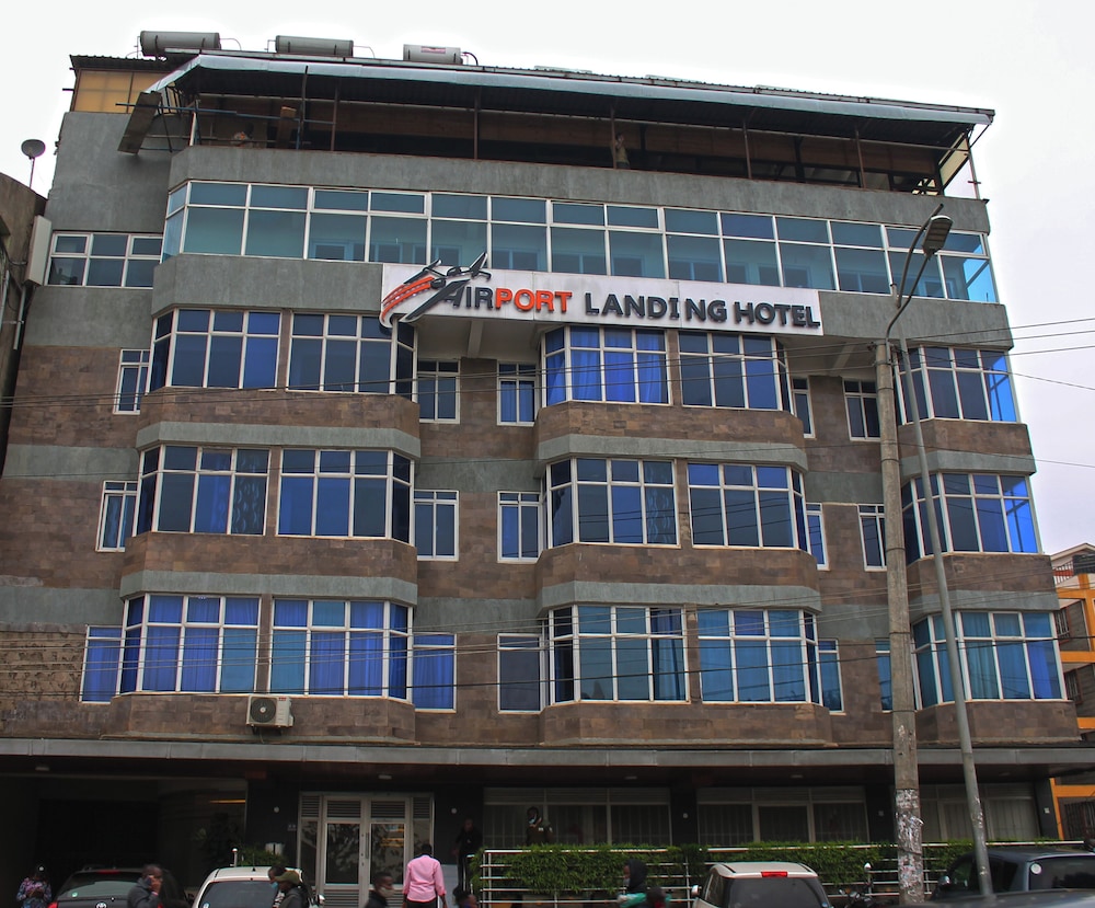 Airport Landing Hotel 1/48