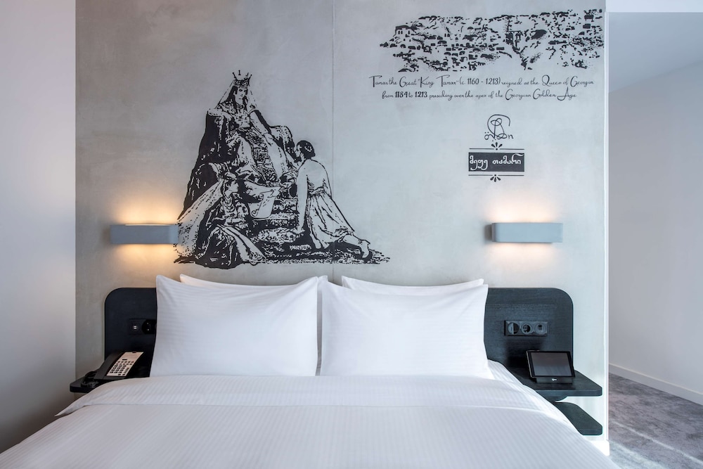 Golden Tulip Design Tbilisi 21/55