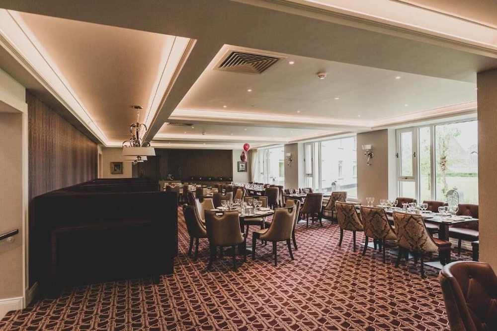 Abbey Hotel Roscommon 55/65