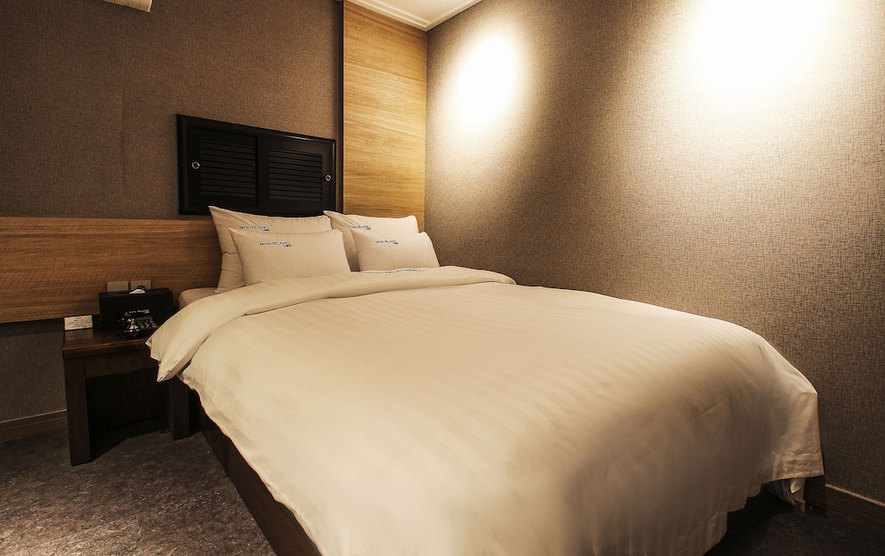 Blanc Hotel Gangnam 9/39