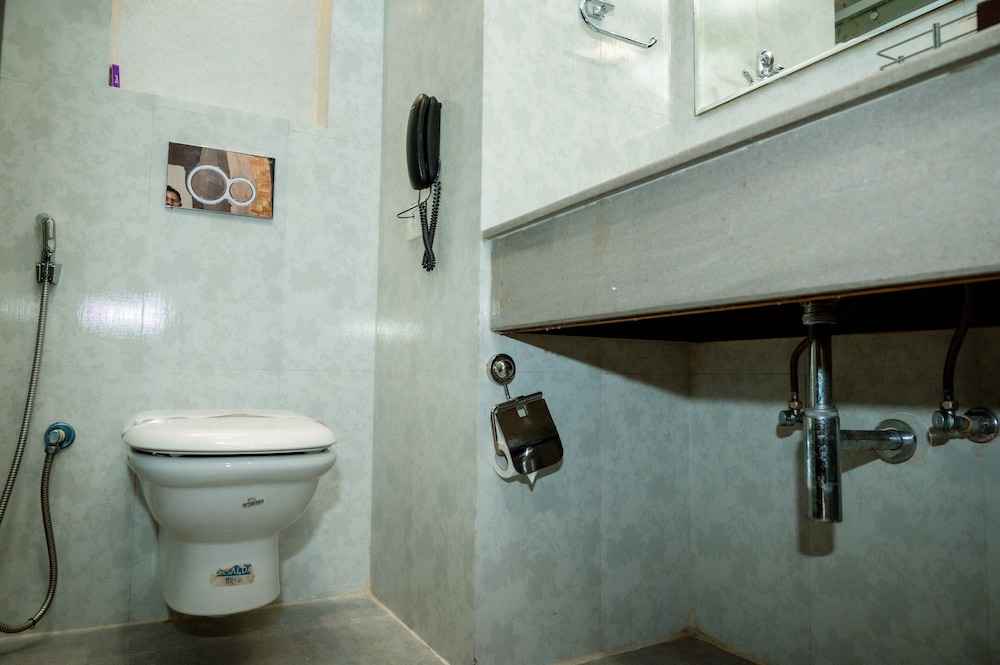Hotel Mansha Regency 48/50