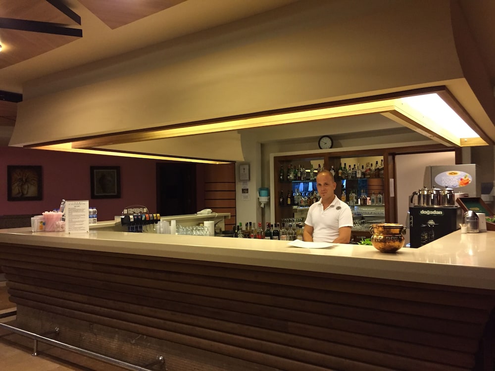 Champion Holiday Village All Inclusive 10/50