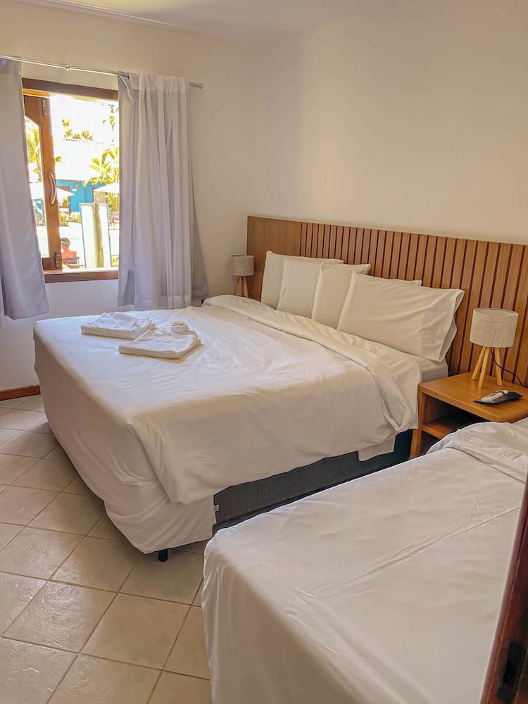 Master, Apartment, Triple, 1 Double and 1 Single Bed