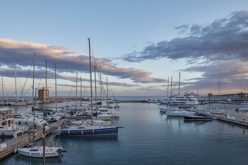 MIM Sotogrande Member of Melia Collection 66/71
