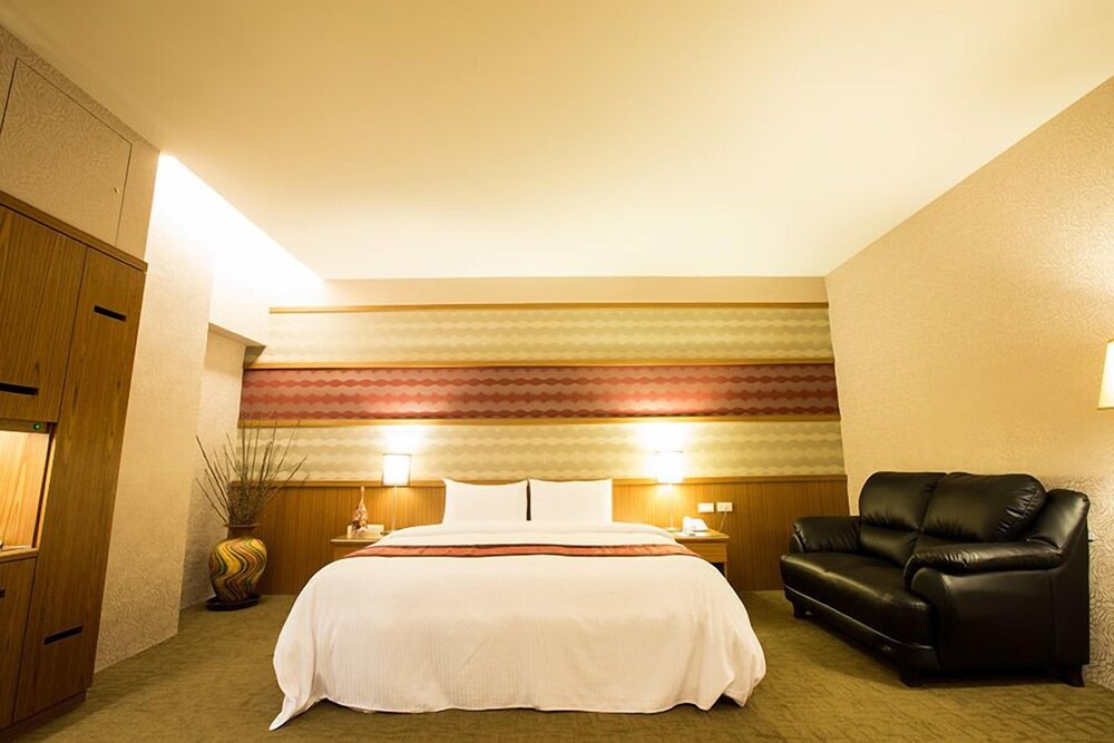 York Hotel 24/49
