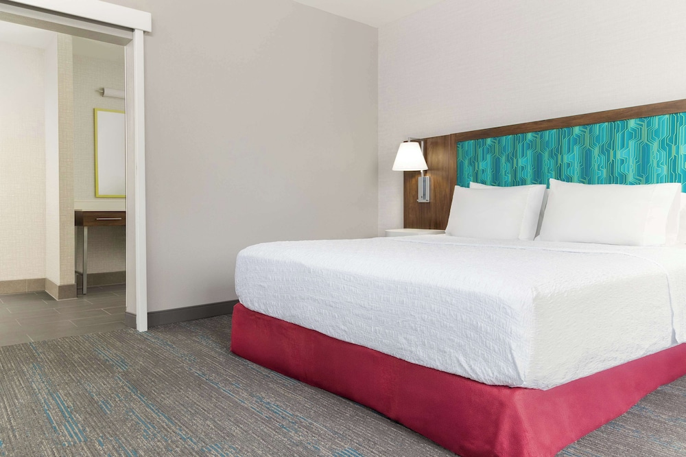 STUDIO, KING BED, ACCESSIBLE