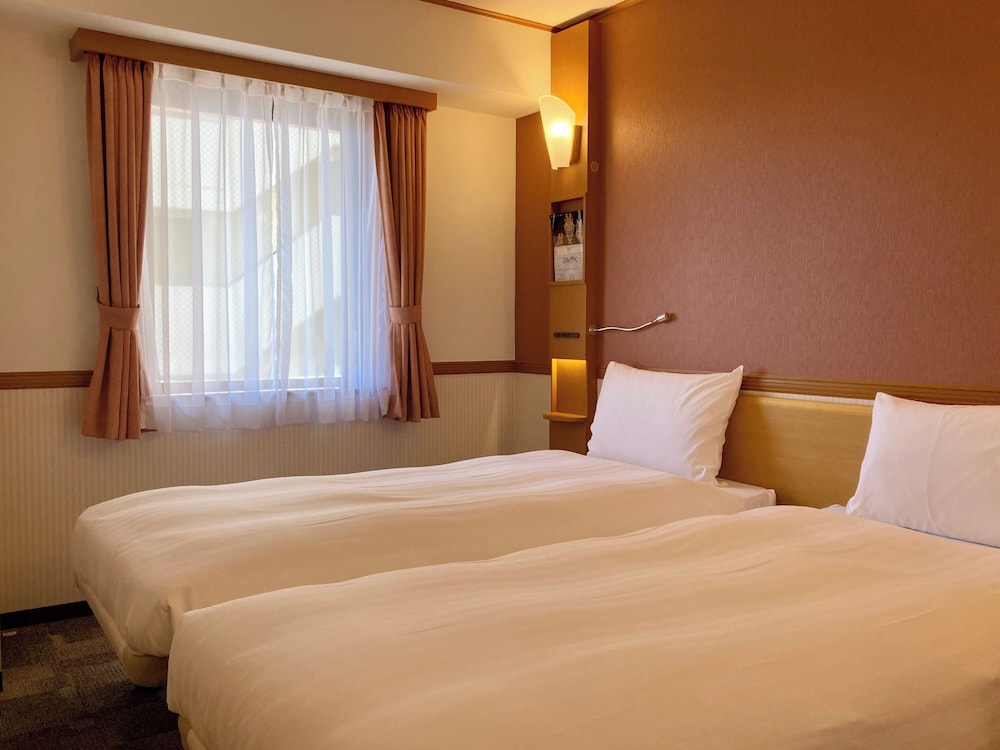 ECONOMY, TWIN BEDS