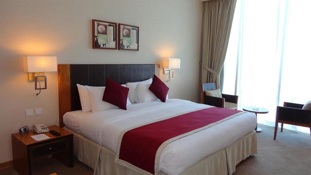 فندق مينا الجبيل سابقا جولدن توليب(Razana Hotel Al Jubail) 9/60