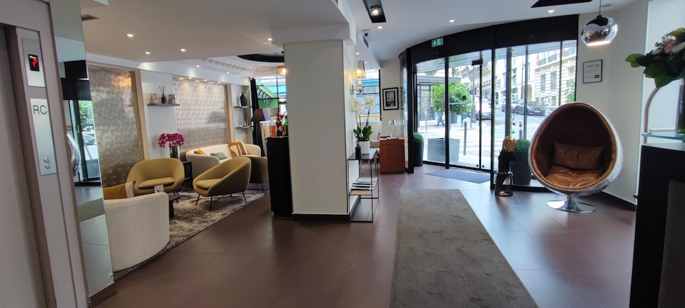 Elysees Bassano Hotel Formely Bw Hotel Elysees Bassa 58/81