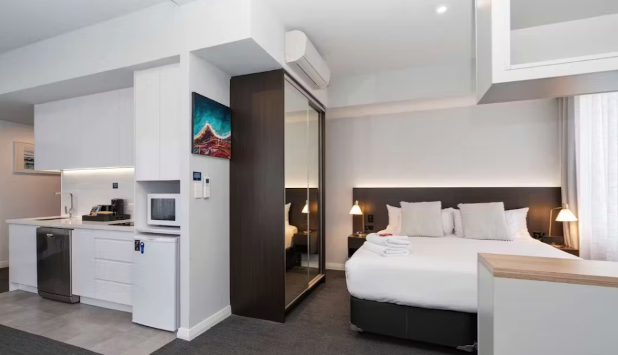 The Gerald Apartment Hotel 19/50