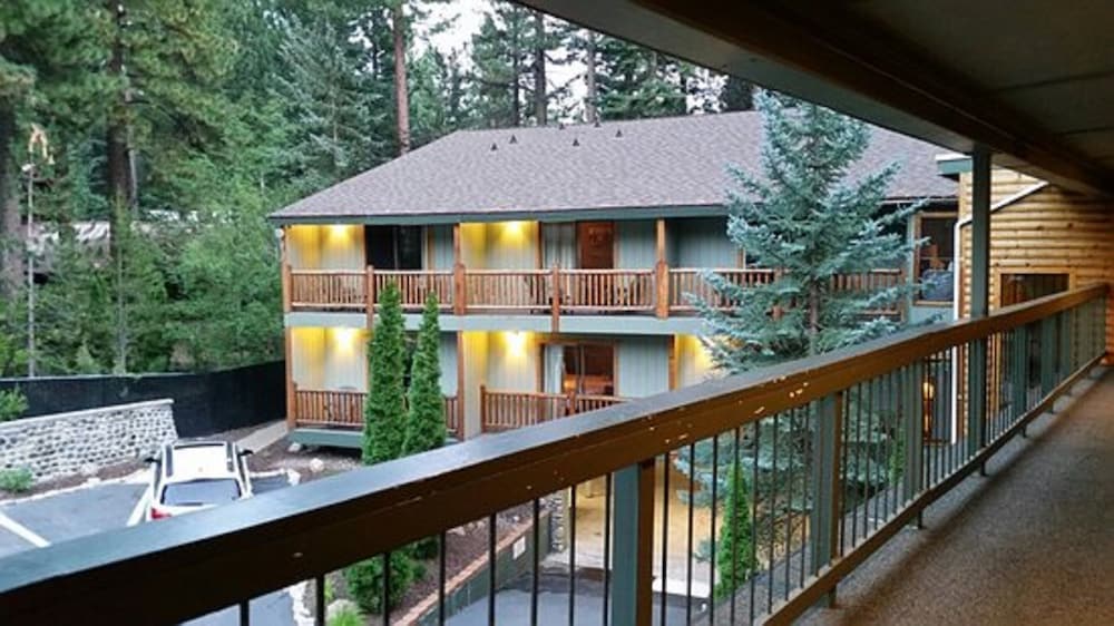 Parkside Inn at Incline 5/57