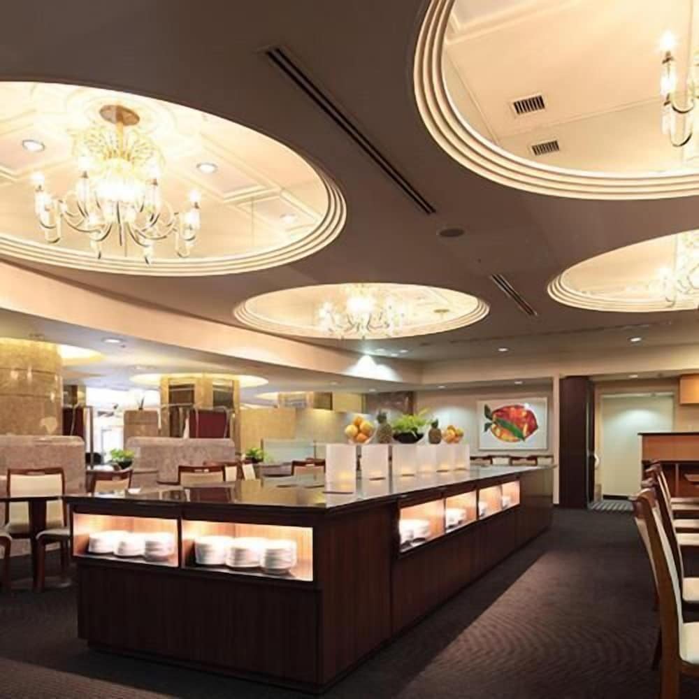 Kurashiki Royal Art Hotel 9/50