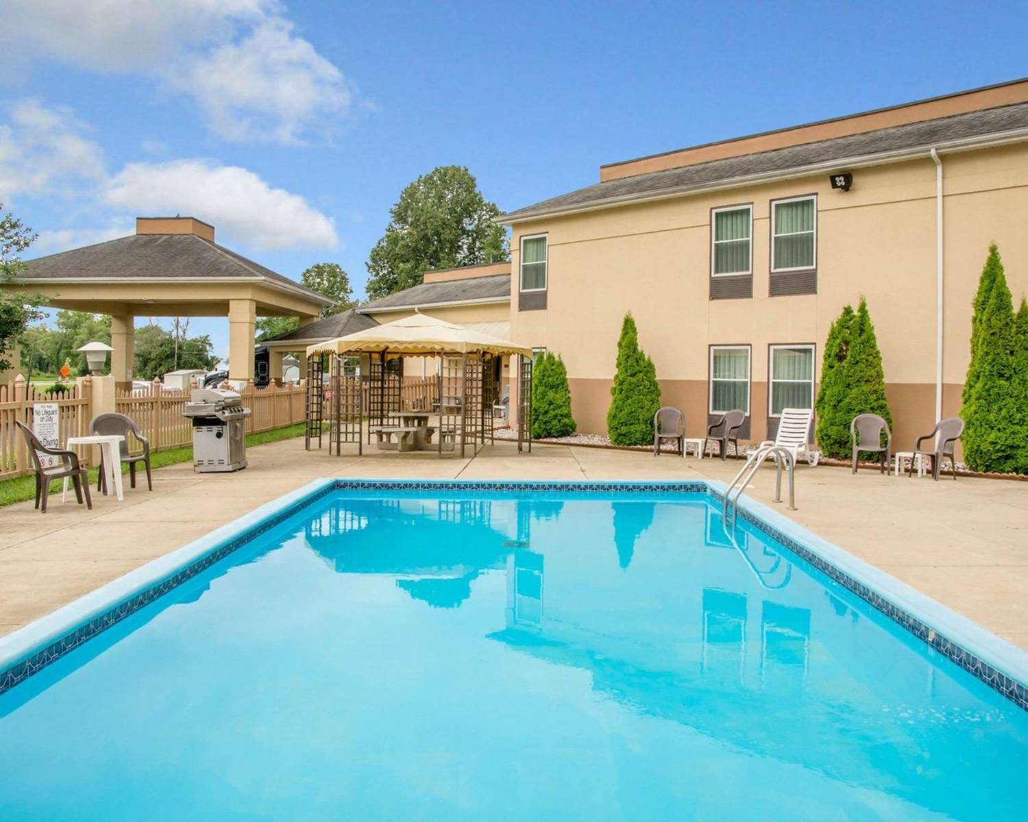 Comfort Inn Piketon near Fairgrounds 29/47
