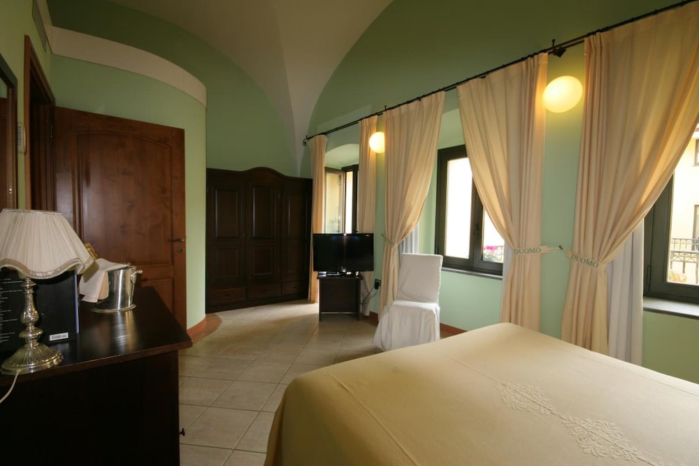 Hotel Duomo 9/60
