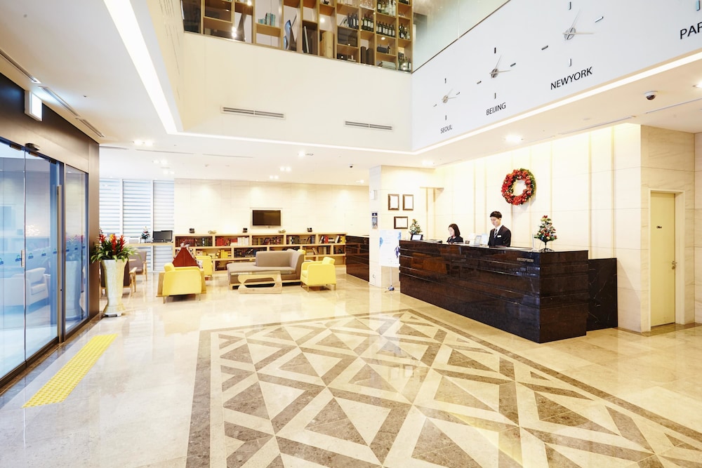 Days Hotel by Wyndham Seoul Myeongdong 8/56