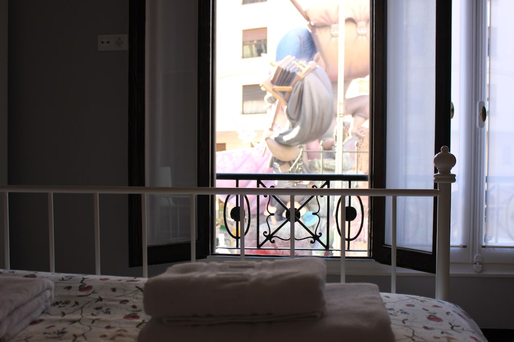 B&B Hi Valencia Canovas 4/60