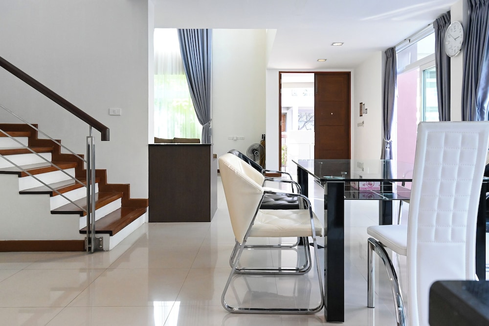 Golden Sea Pool Villa Heart of Hua Hin 36/50