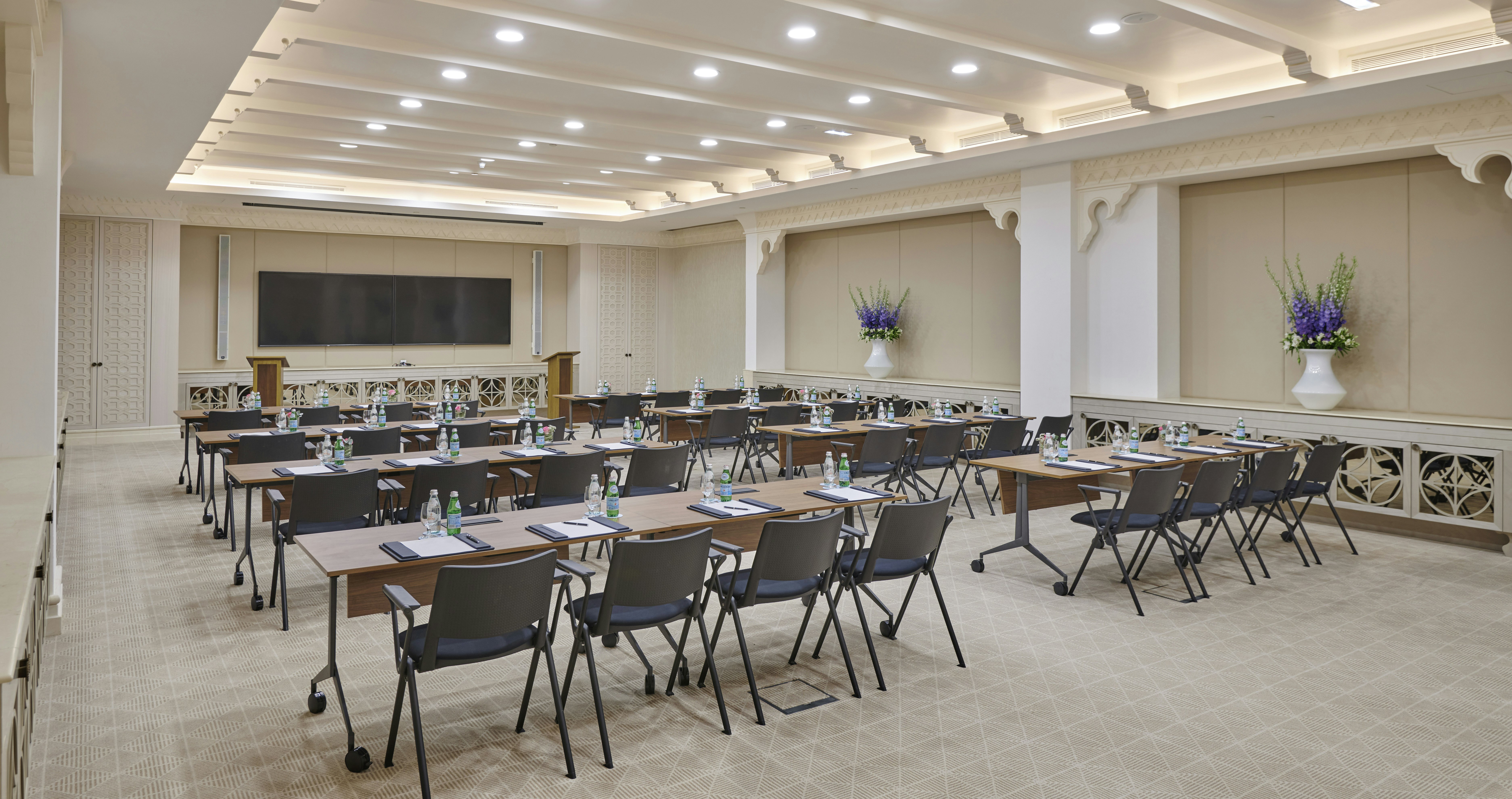 Hilton Salwa Beach Resort & Villas 65/82