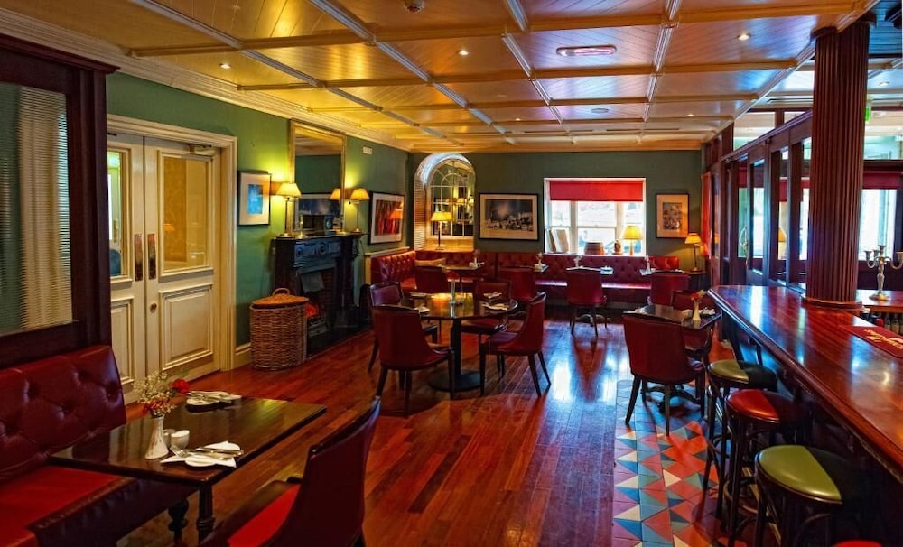 STEP HOUSE HOTEL 26/32