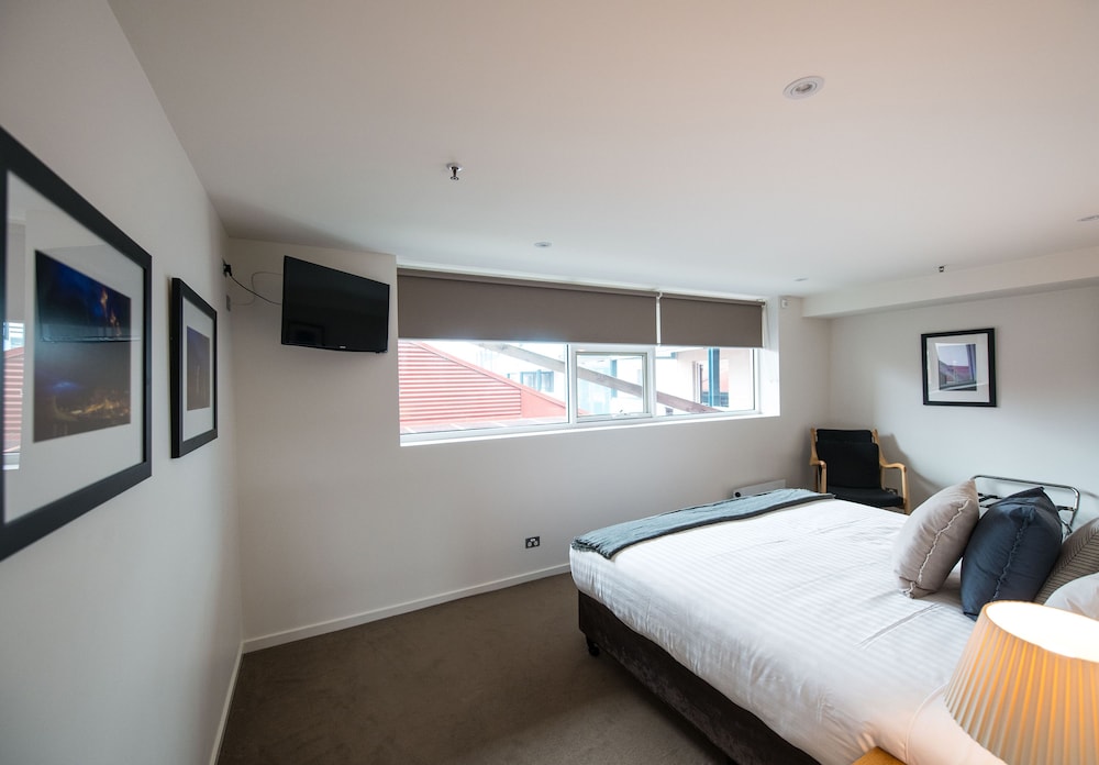 2 Bedrooms, Penthouse, Apartment, King and Queen Bed