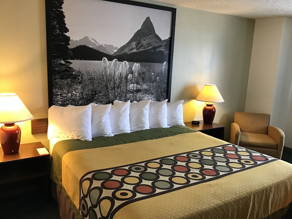 Super 8 by Wyndham Livingston Yellowstone 14/51