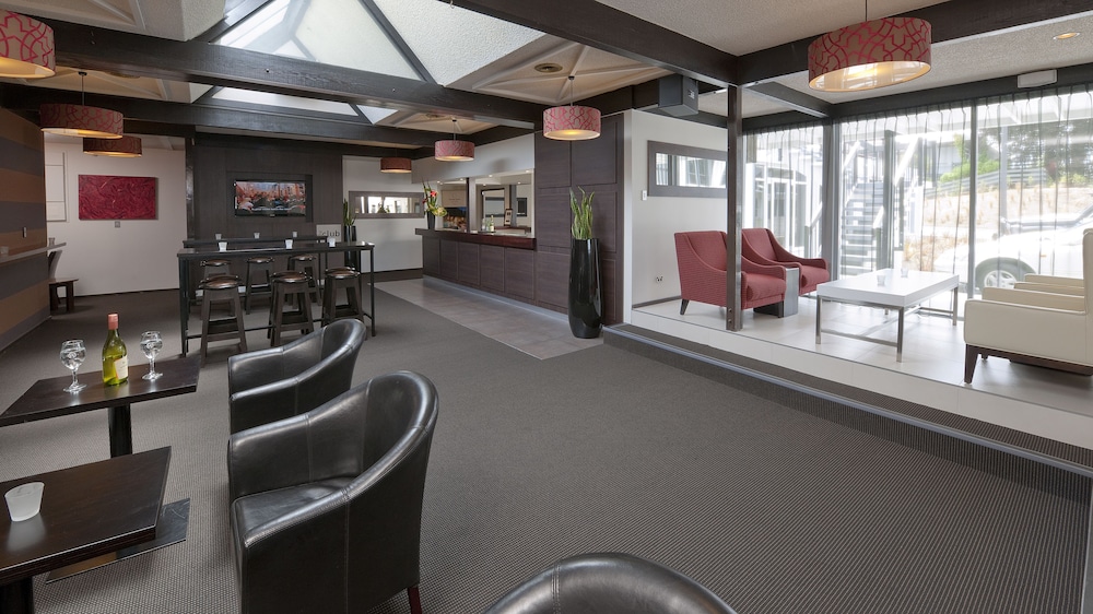 The Riccarton 26/50