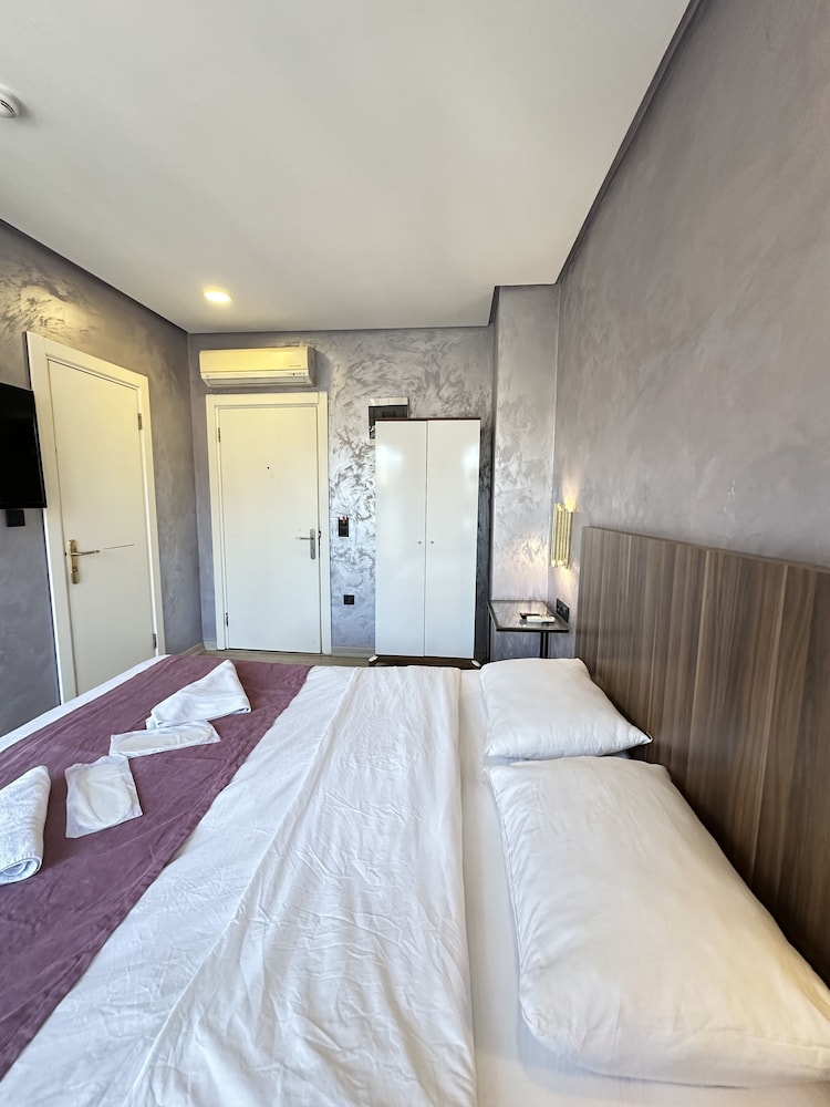 Montena Suite - Adults Only 19/50