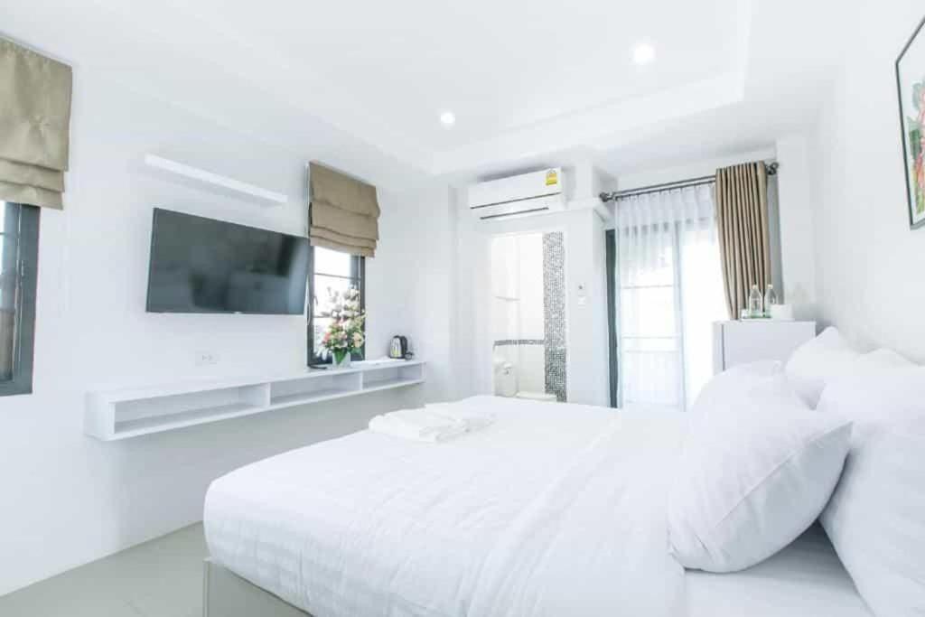 Thegun Hotel 17/56