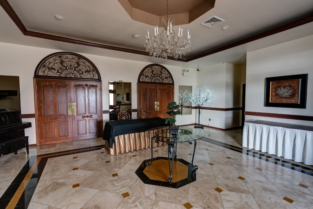 Ramada by Wyndham Vineland Millville Area 20/32